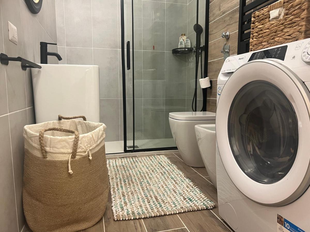 Ferienwohnung Regina Milano In Bocconi Exterior foto